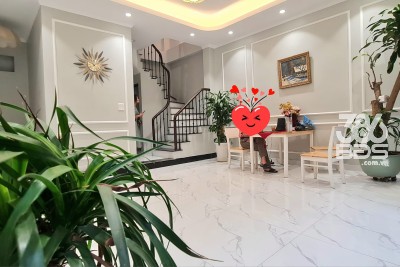 Bán nhà Nguyễn An Ninh, 42m2 x 5T x 7.9 tỷ, Ô TÔ - THANG MÁY