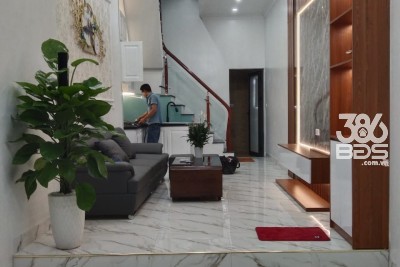 Bán nhà Trương Định, 35m2 x 5T x 3.9 tỷ, GẦN CHỢ MƠ - CÁCH MẶT PHỐ 30M - NGÕ RỘNG