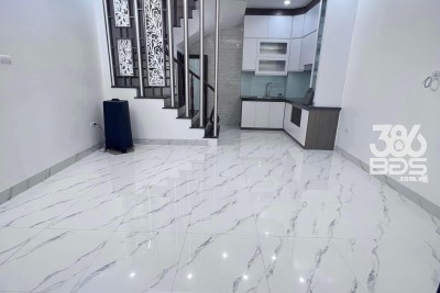 Bán nhà Đại Từ, 35m2 x 5T x 3.98 tỷ, MẶT NGÕ - DÂN XÂY