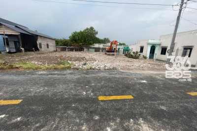 Bán đất thổ cư mặt tiền đường Mai Văn É, Cần Giuộc dt 119,7m2 giá 1,45 tỷ