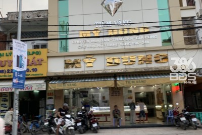 Cần bán MT Nguyễn Văn Quá, P. ĐHT, DT: 8x37m, HĐ thuê 50tr/th, giá chỉ 23.5 tỷ TL