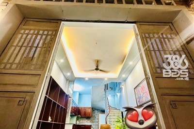 BÁN GẤP NHÀ VỊ TRÍ VÀNG GIÁ TỐT, CHỈ 5.75 TỶ - CƠ HỘI CHO NHÀ ĐẦU TƯ VÀ GIA ĐÌNH Ở