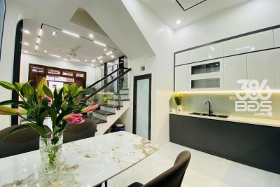 Bán nhà Tân Mai, 55m2 x 4T x 5.2 tỷ, LÔ GÓC - MẶT TIỀN RỘNG - GẦN Ô TÔ