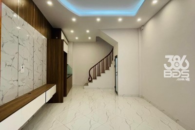 Bán nhà Trương Định, 34m2 x 5T x 3.9 tỷ, NGÕ THÔNG - GẦN PHỐ - Ô TÔ CÁCH 10M