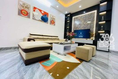 Bán nhà Giáp Bát, LÔ GÓC - 2 MẶT THOÁNG - GẦN OTO - 43m2 x x 3.8 tỷ