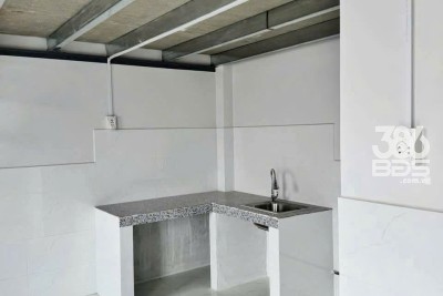 Dãy trọ 7 phòng hẻm Nguyễn Văn Tuôi, thị trấn Bến Lức tổng dt 176m2 thổ giá 4 tỷ