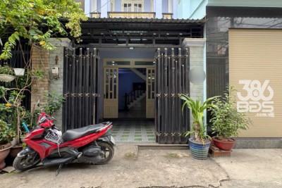 Nhà hẻm đường số 4, Bình Hưng Hòa B dt 50m2 1 lầu 2pn 2wc giá 3,75 tỷ