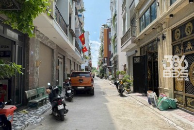 Nhà hẻm KDC Văn Gia, Bình Hưng Hòa B dt 50m2 3 lầu 4pn 5wc giá 5,55 tỷ