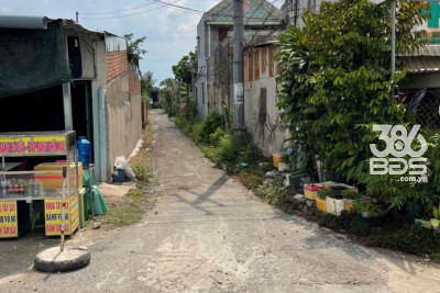 2700m2 đất lúa ấp 10, xã Lương Hòa, huyện Bến Lức giá 6,3 tỷ