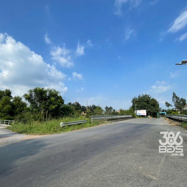 1000m2 đất vườn xã Tân Hòa, huyện Bến Lức giá 1 tỷ-2