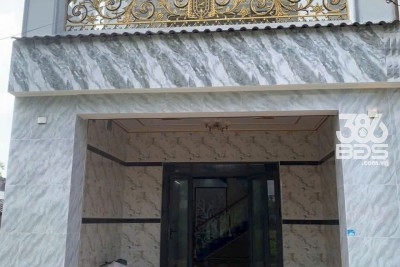 Nhà hẻm thị trấn Đức Hòa dt 85m2 1 lầu 3pn 2wc giá 2,1 tỷ