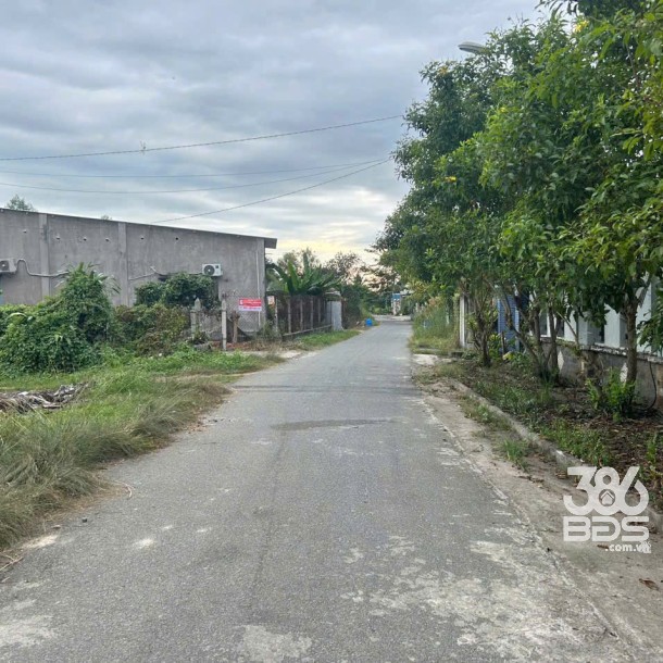 560m2 đất mặt tiền đường Nguyễn Thị Ni, xã Tân Thạnh Tây giá 4,1 tỷ-1