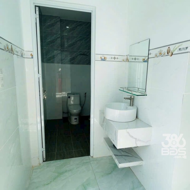 Nhà hẻm thị trấn Đức Hòa dt 130m2 1 lầu 3pn 3wc giá 2,6 tỷ-11