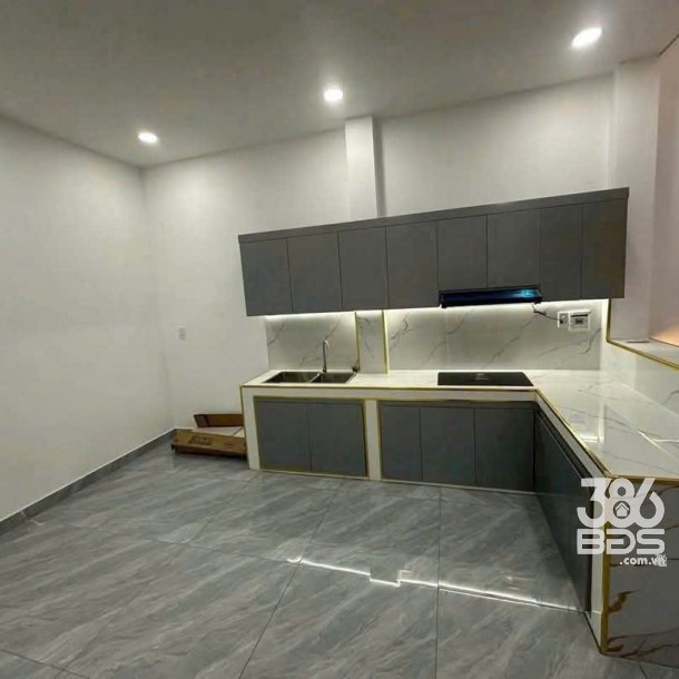 Nhà đẹp khu phố 4, thị trấn Đức Hòa dt 92m2 1 lầu 3pn 2wc giá 2,05 tỷ-3