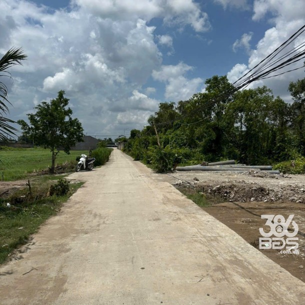 1700m2 đất vườn ấp 7 xã Lương Hòa , Bến Lức, Long An giá 4 tỷ-1