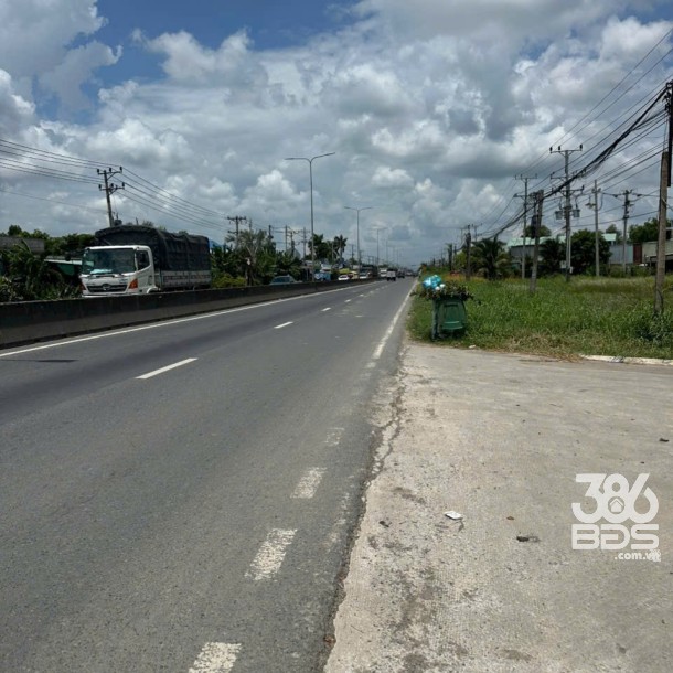 1700m2 đất vườn ấp 7 xã Lương Hòa , Bến Lức, Long An giá 4 tỷ-2
