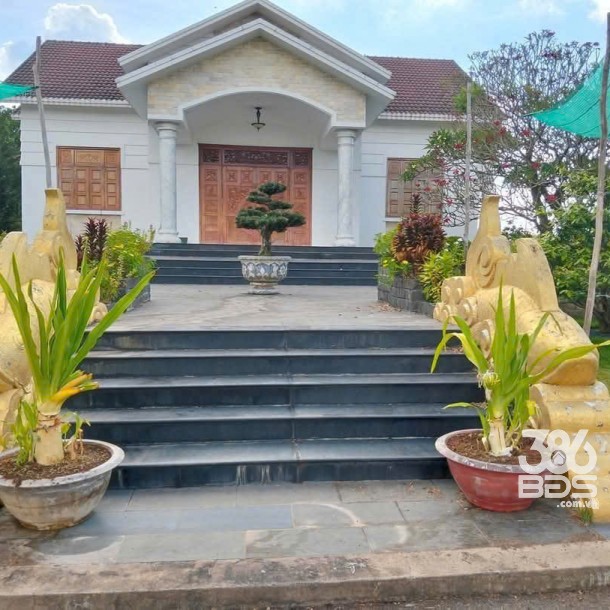 Siêu phẩm nhà vườn mặt tiền QL1A , xã Thạnh Đức, Bến Lức dt 15000m2 giá 75 tỷ-2