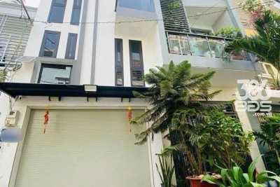 Nhà đẹp hẻm đường Độc Lập, Tân Thành, Tân Phú dt 54m2 2 lầu 4pn 3wc giá 8,9 tỷ