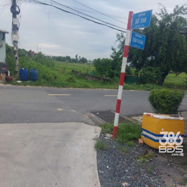 68m2 đất mặt tiền đường beton 358 giá 1,39 tỷ-1
