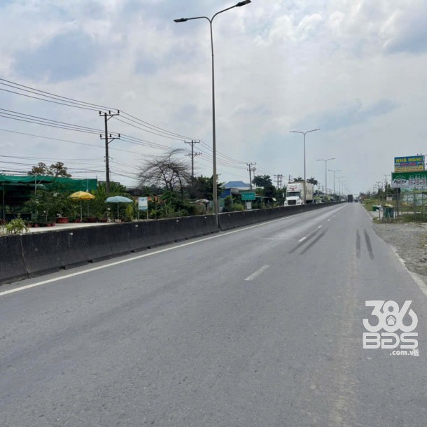 2400m2 đất vườn mặt tiền TL 824, xã Lương Hòa,Bến Lức, Long An giá 10,5 tỷ-5
