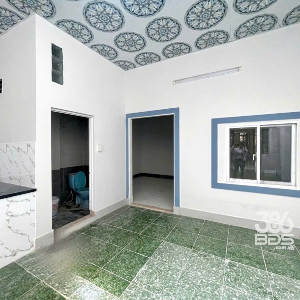 Nhà mặt tiền Lê Thị Bay, xã Tân Thạnh Đông dt 329m2 2 lầu 7pn 3wc giá 5,5 tỷ-6