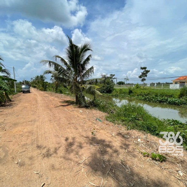 3698m2 đất vườn thổ ấp 9, Lương Hòa, Bến Lức ,Long An giá 6 tỷ-7