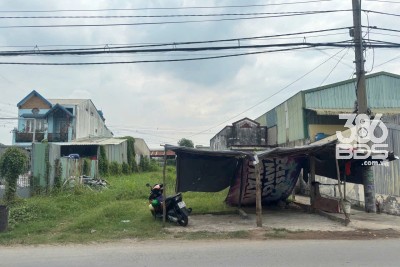 575m2 đất mặt tiền đường Thanh Niên, xã Phạm Văn Hai , Bình Chánh giá 9,9 tỷ