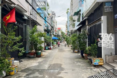 Nhà hẻm đường số 8, Bình Hưng Hòa B, dt 40m2 3 lầu 4pn 3wc giá 4,5 tỷ