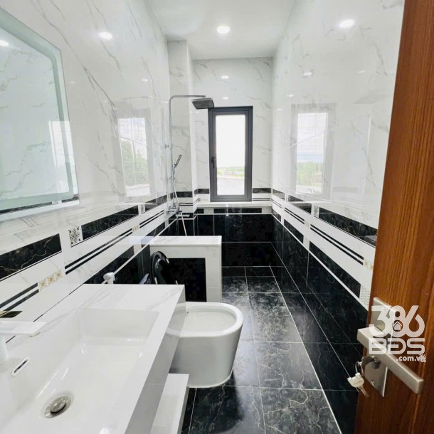 Nhà hẻm nhựa ấp 6, xã Tân Thạnh Đông , Củ Chi dt 105m2 1 lầu 3pn 2wc giá 3,55 tỷ-8