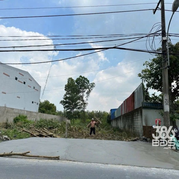 258m2 ( có 58m2 thổ ) mặt tiền đường Thanh Niên, xã Phạm Văn Hai, Bình Chánh giá 3,3 tỷ-2