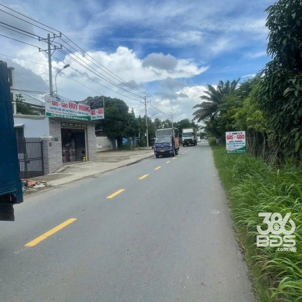 258m2 ( có 58m2 thổ ) mặt tiền đường Thanh Niên, xã Phạm Văn Hai, Bình Chánh giá 3,3 tỷ-3
