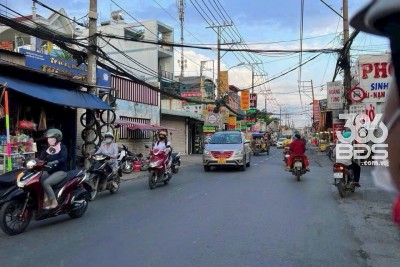 Nhà kho mặt tiền đường Vĩnh Lộc , xã Vĩnh Lộc B, Bình Chánh dt 185m2 giá 10 tỷ