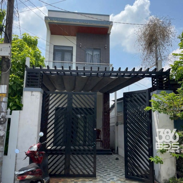 Nhà hẻm tỉnh lộ 15, xã Tân Thạnh Đông dt 166m2 1 lầu 2pn 2wc giá 3,6 tỷ-1