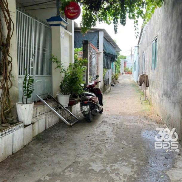 Nhà hẻm xã Bình Mỹ ( xã Tân Thạnh Đông cũ) dt 68m2 1 lửng 2pn 1wc giá 1,7 tỷ-1