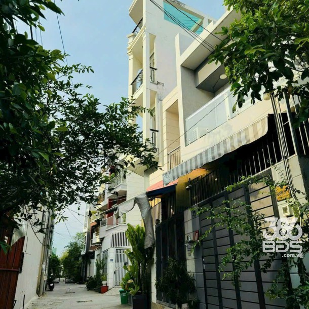 Nhà hẻm đường số 11, Bình Hưng Hòa, Bình Tân dt 53m2 2 lầu 2pn 2wc giá 4,65 tỷ-1