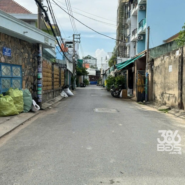 Nhà hẻm liên khu 5-6 , Bình Hưng Hòa B, Bình Tân dt 56m2 3 lầu 4pn 5wc giá 5,8 tỷ-1