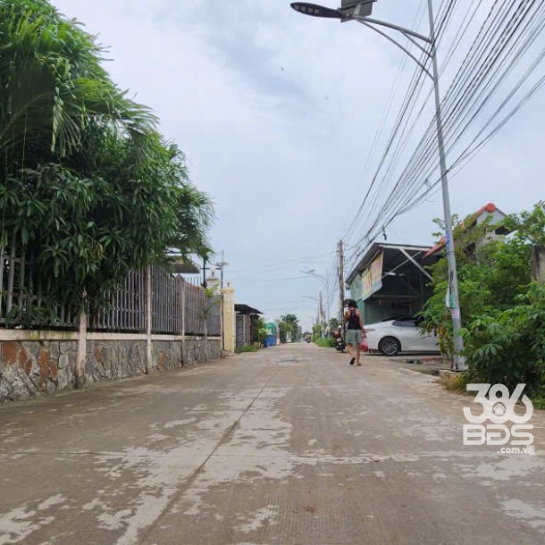 899m2 thổ cư hẻm xã Đức Hòa Đông, Đức Hòa, Long An giá 10 tỷ-2