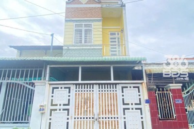 Nhà hẻm tỉnh lộ 8, thị trấn Củ Chi dt 105m2 1 lầu 3pn 2wc giá 4,5 tỷ