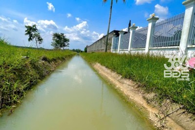 Nhà vườn view kênh xã An Nhơn Tây , Củ Chi tổng dt 1700m2 3pn 2wc giá 8,5 tỷ