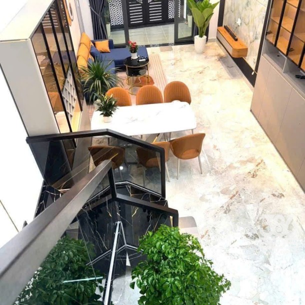 Nhà đẹp hẻm đường số 3, Bình Hưng Hòa dt 72m2 1 lầu 2pn 2wc giá 6,35 tỷ-6