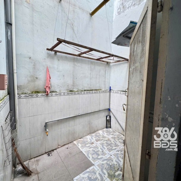 Nhà hẻm đường số 3, Bình Hưng Hòa dt 73,6m2 1 gác lừng 2pn 1wc giá 4,65 tỷ-2