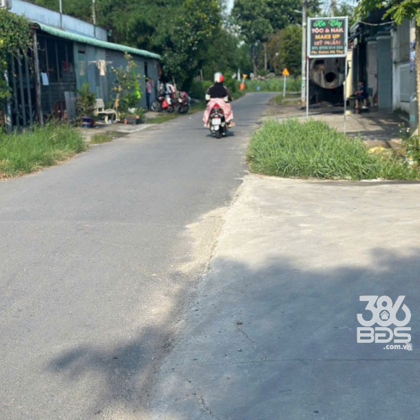 Đất thổ cư mặt tiền đường nhựa 429, xã Phước Vĩnh An dt 125m2 giá 2,5 tỷ-1