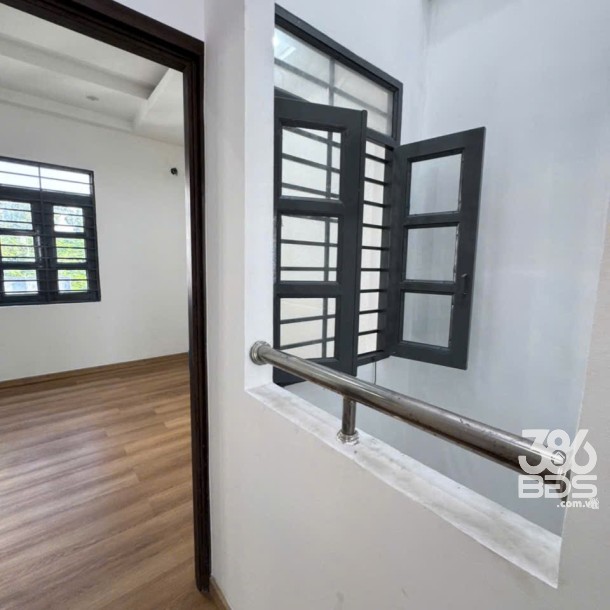 Nhà mặt tiền đường số 2,KDC Vĩnh Lộc dt 64m2 2 lầu 4pn 5wc giá 9,8 tỷ-9