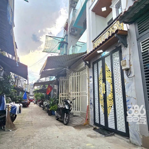 Nhà giá rẻ hẻm đường số 12, Bình Hưng Hòa dt 21m2 1 lầu 2pn,2wc giá 2,79 tỷ-1