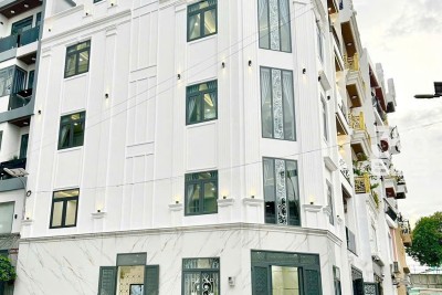 Nhà đẹp / Mã Lò, Bình Trị Đông A dt 52m2 2 lầu ,5pn, 5wc , sân thượng giá 8,6 tỷ