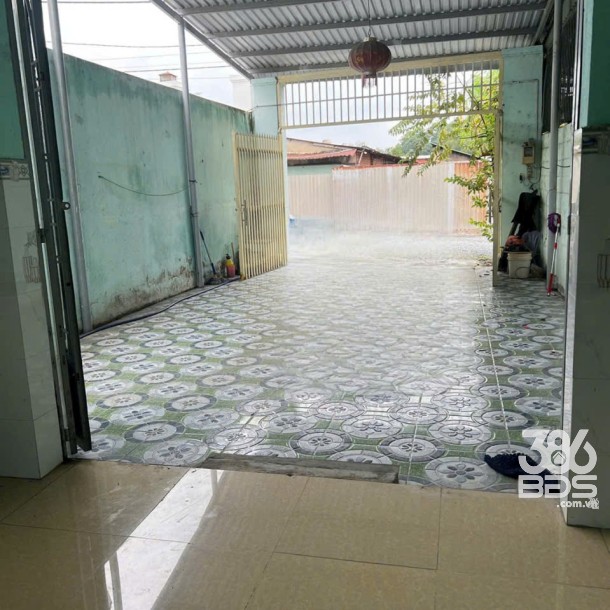 Nhà hẻm Hu Go, xã Trung An tổng dt 120m2 2pn, 1wc giá 2,1 tỷ-2