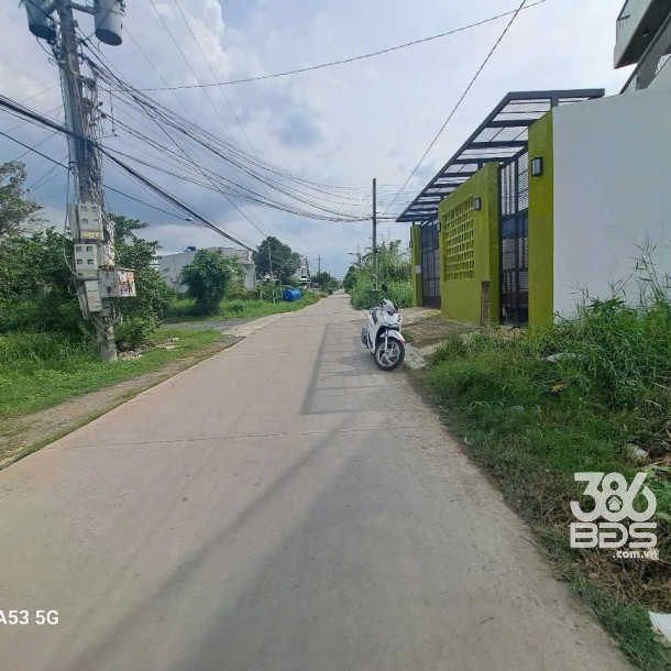 Bán nền thổ cư xã Mỹ Yên , Bến Lức dt 150m2, đường beton 5m giá 2,2 tỷ-1