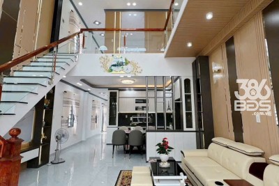 Biệt thự 2 mặt tiền thoáng mát xã Mỹ Lộc, Cần Giuộc tdt 283m2 full thổ giá 3,98 tỷ