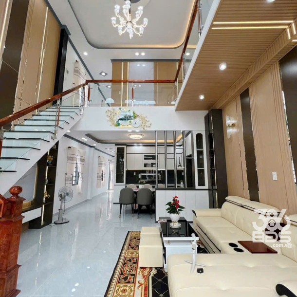 Biệt thự 2 mặt tiền thoáng mát xã Mỹ Lộc, Cần Giuộc tdt 283m2 full thổ giá 3,98 tỷ-1