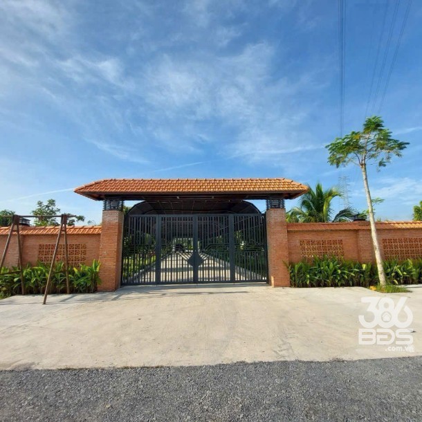 Bán nhà vườn đẹp thị trấn Hậu Nghĩa, Đức Hòa tdt 4300m2 ( có 292m2 thổ cư ) giá 12,5 tỷ-1